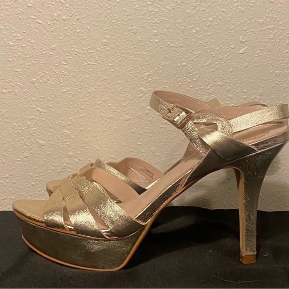 Vince Camuto Peppa Gold Platform Heels 7.5 - Picture 3 of 7